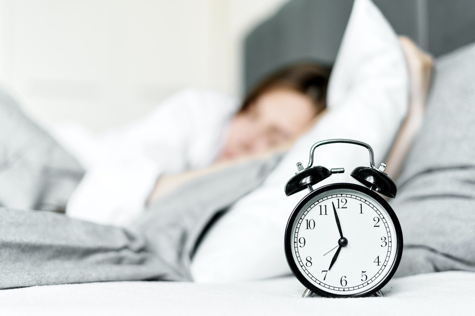 Minimum 8 hours of sleep - does this apply to everyone?